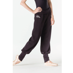 Tanssihousut logolla, Wear Moi